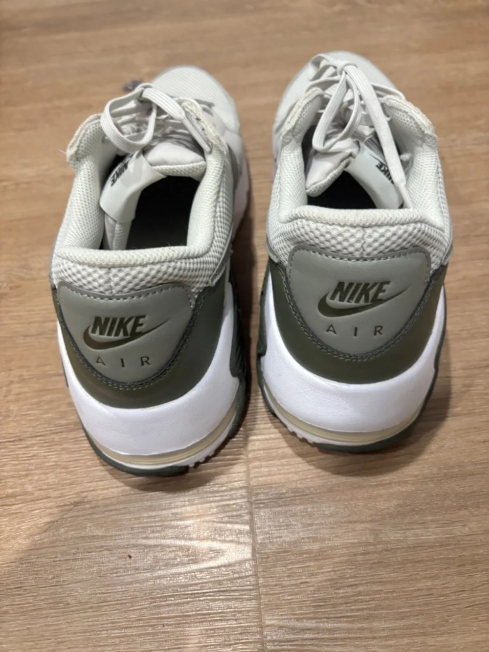 Men’s Nike shoes